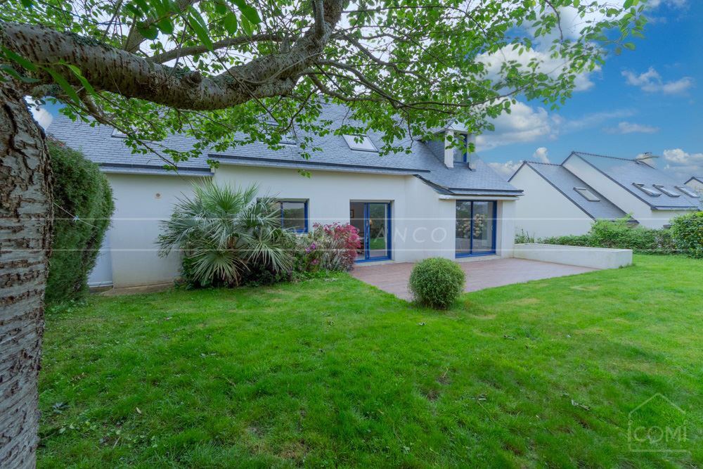MAISON INDIVIDUELLE DE 2003 T8 160M² AVEC 5 CHAMBRES - GARAGE - TERRASSE - TERRAIN DE 525M²
